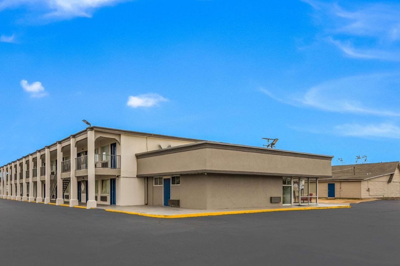 Motel 6-Tupelo, Ms - Downtown Dış mekan fotoğraf